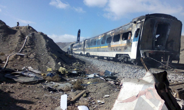 44peoplekilledintrainaccidentiniran